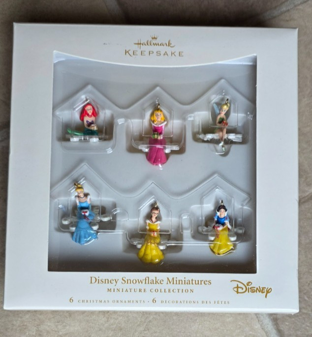 2006 Hallmark Keepsake “Disney Snowflake Miniatures” Set of 6 Princess Mini’s 2006 Hallmark Keepsake “Disney Snowflake Miniatures” Set of 6 Princess Mini’s