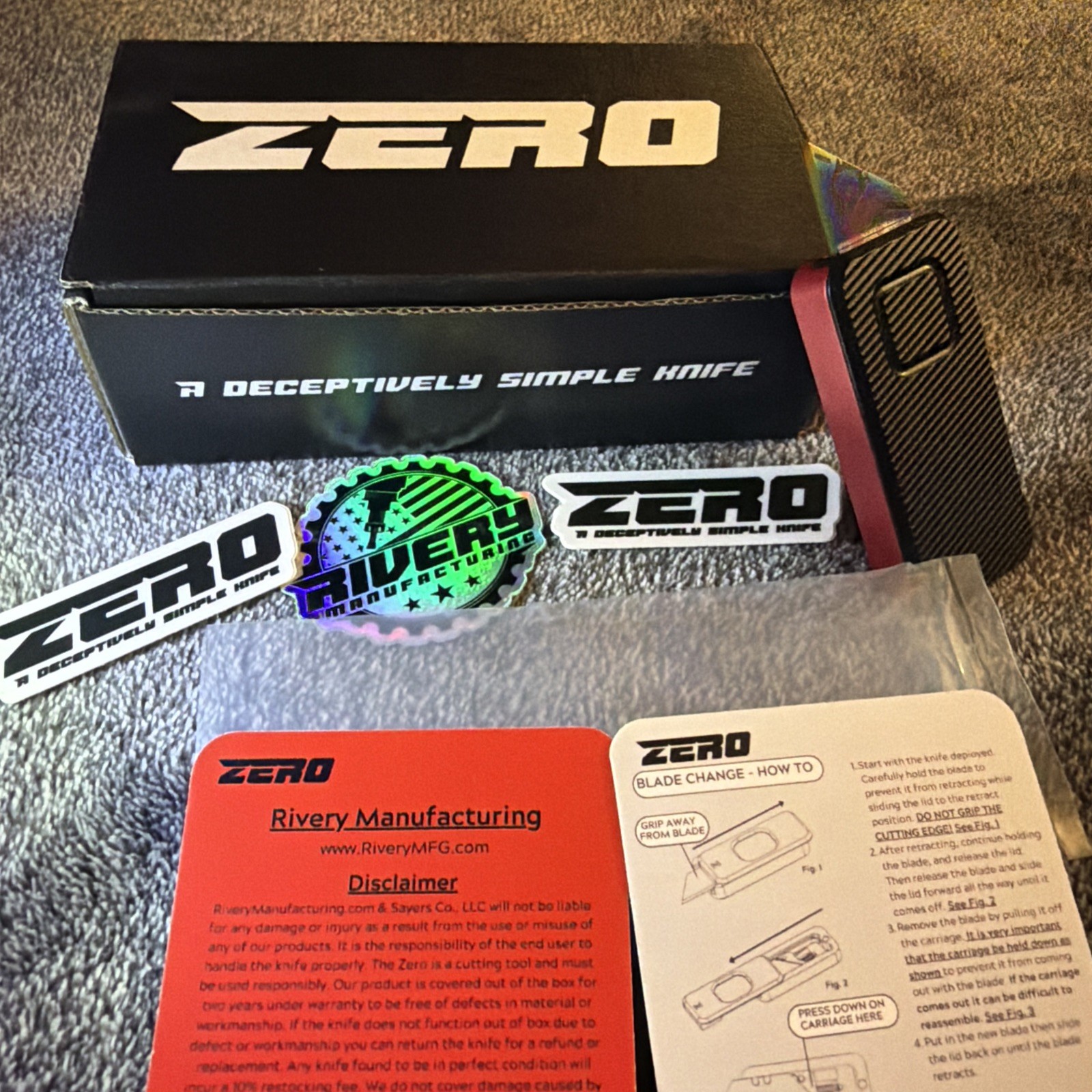 Rivery MFG Zero EDC Red Smooth Operator / Black File Pattern DEADPOOL Combo Rivery MFG Zero EDC Red Smooth Operator / Black File Pattern DEADPOOL Combo