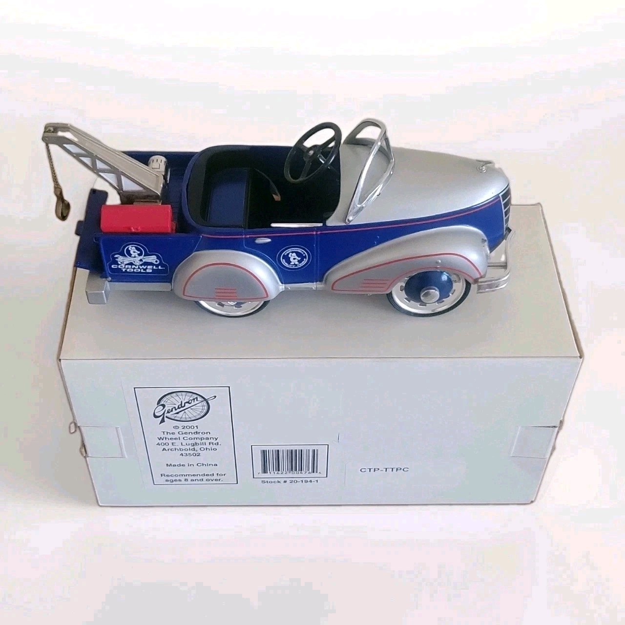 Gendron Wheel Company Mini Ford Wrecker Tow Truck Pedal Car Metal Body Collector
