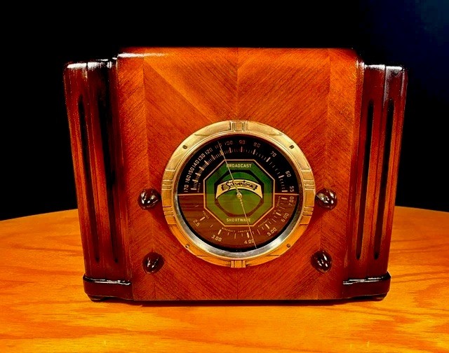 Old Wood Vintage Antique Restored Art Deco Radio W/Upgraded  Chassis Bluetooth