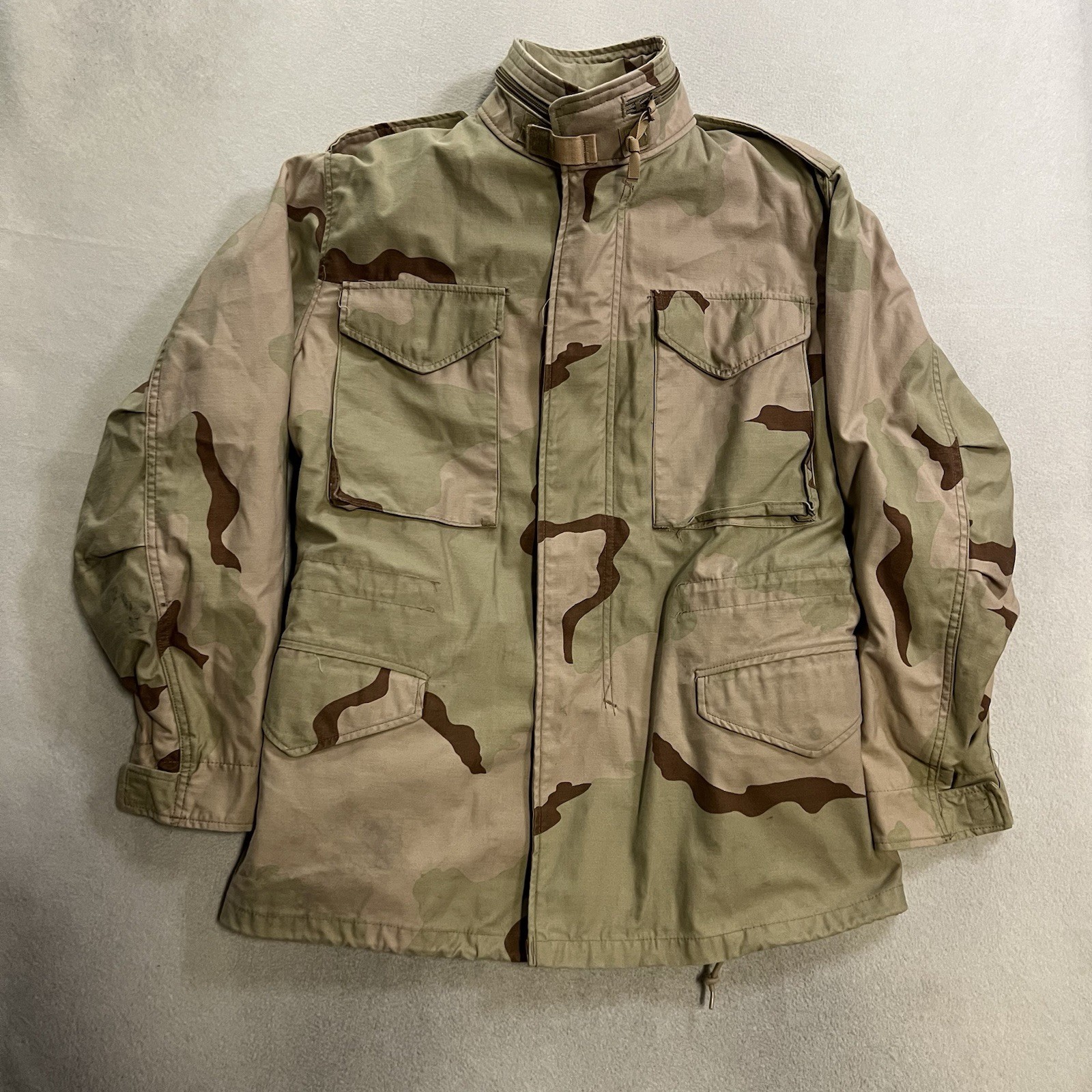 Military Desert DCU M-65 Field Jacket Men’s Small Regular Vintage Cold Weather Military Desert DCU M-65 Field Jacket Men’s Small Regular Vintage Cold Weather