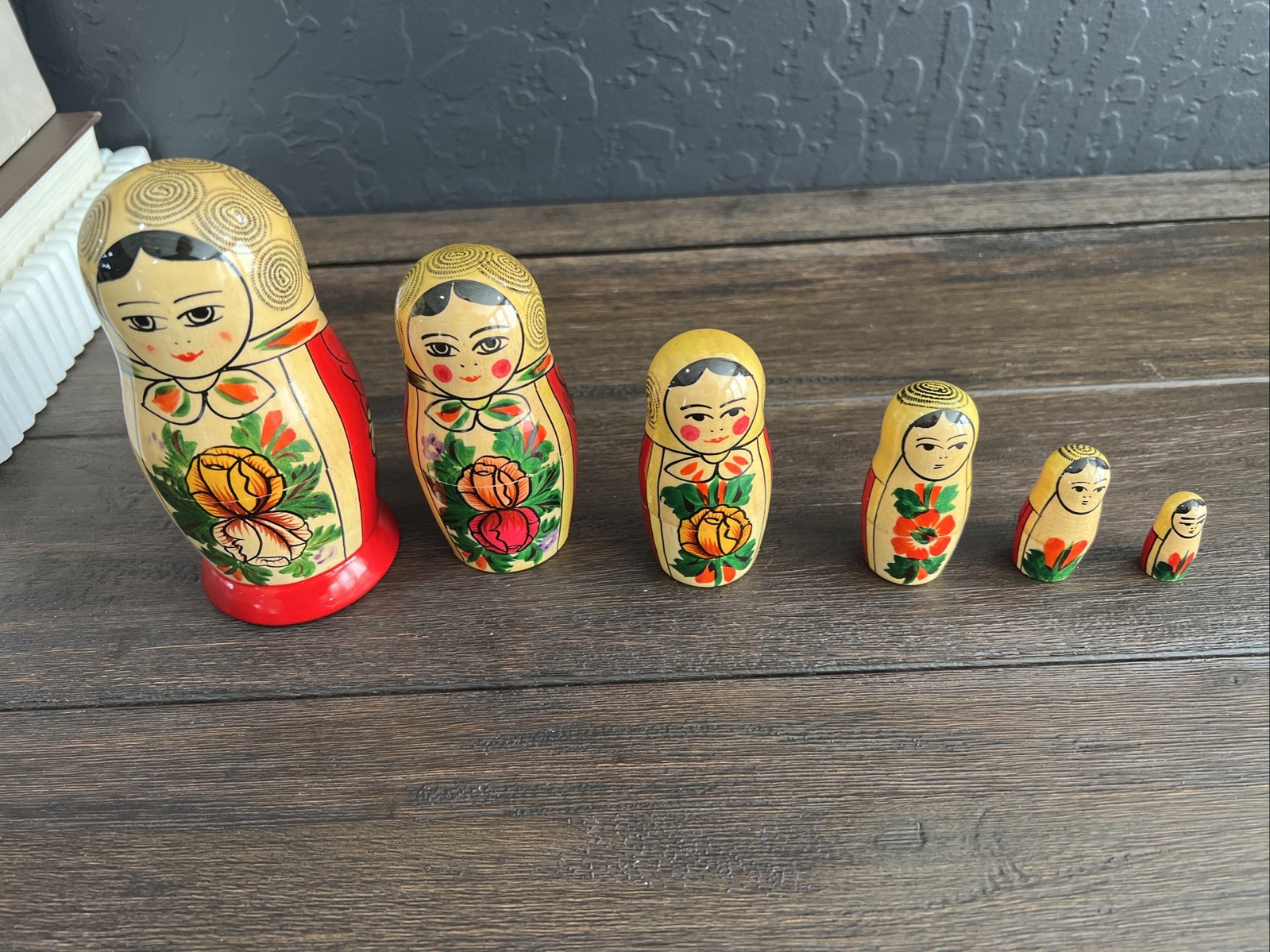 Classic 6-Piece Semenov-Style Russian Matryoshka Nesting Doll Set Classic 6-Piece Semenov-Style Russian Matryoshka Nesting Doll Set