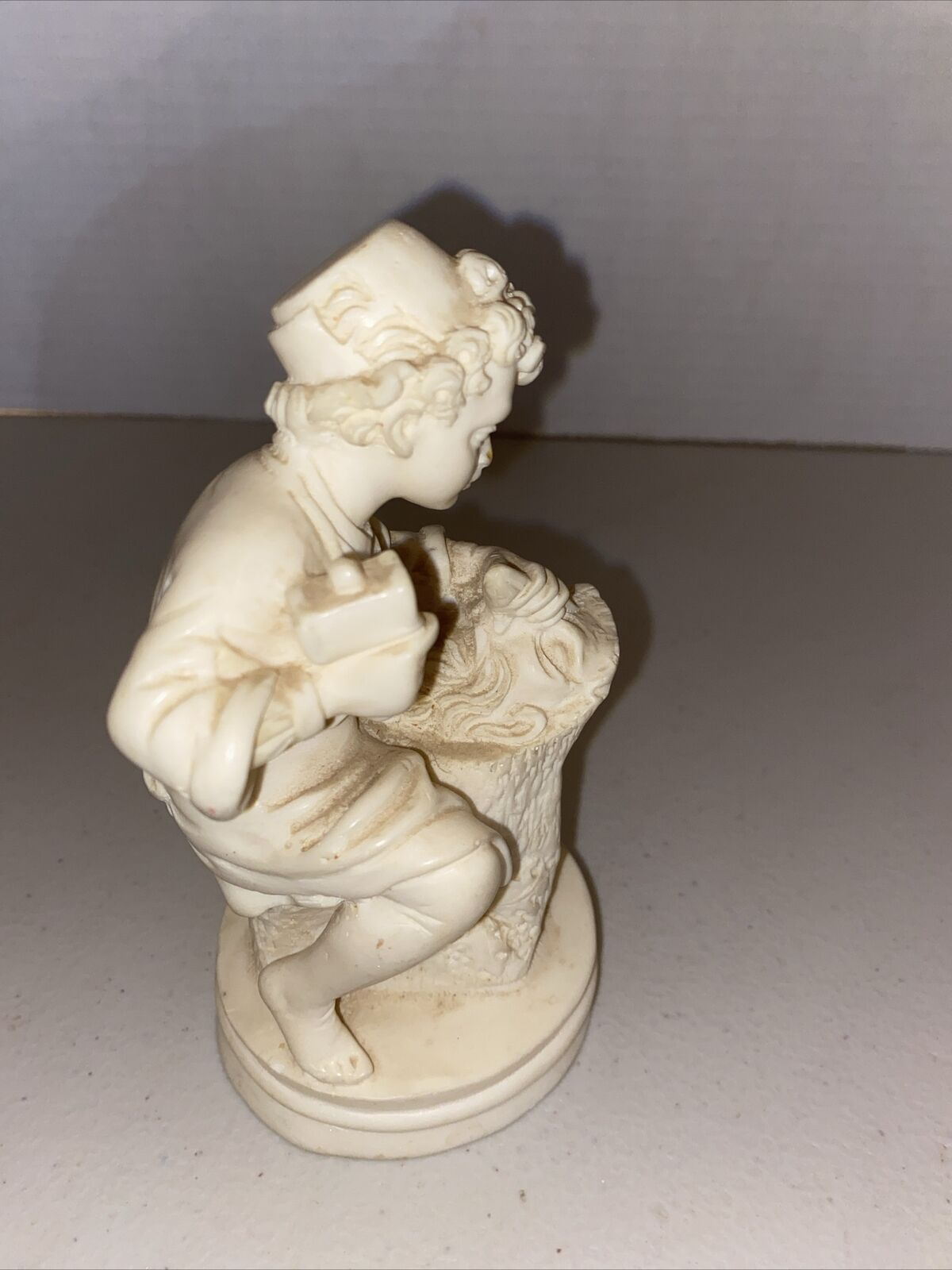 Young Michelangelo 5.75” Sculptor with Chisel Resin Sculpture Statue Made Italy
