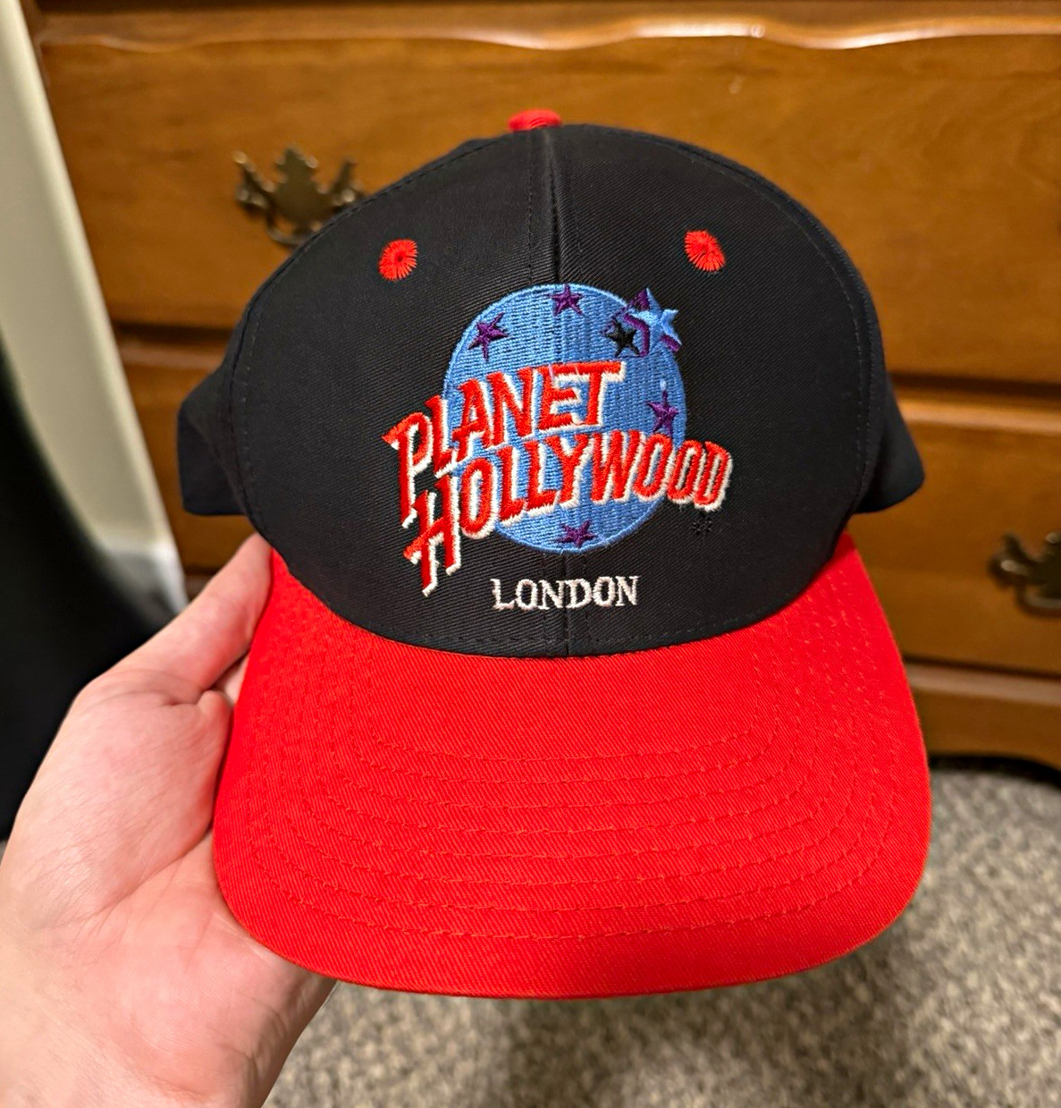 Planet Hollywood London Vintage Black/Red Snapback Hat Cap One Size Cotton Planet Hollywood London Vintage Black/Red Snapback Hat Cap One Size Cotton