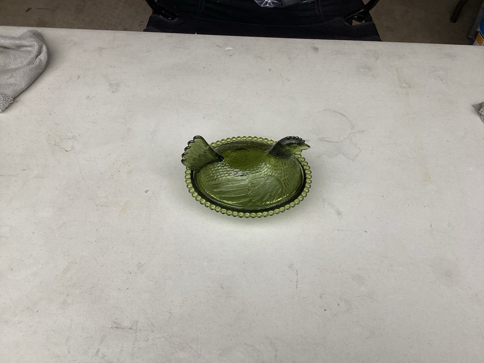 Authentic Vintage Indiana Hen On Nest Glass Olive Green HON Glass Covered Dish Authentic Vintage Indiana Hen On Nest Glass Olive Green HON Glass Covered Dish