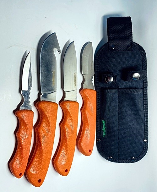 Remington 4Pc Game Set with Skinner, Caper, Drop Point, New Knife+Sheath Remington 4Pc Game Set with Skinner, Caper, Drop Point, New Knife+Sheath