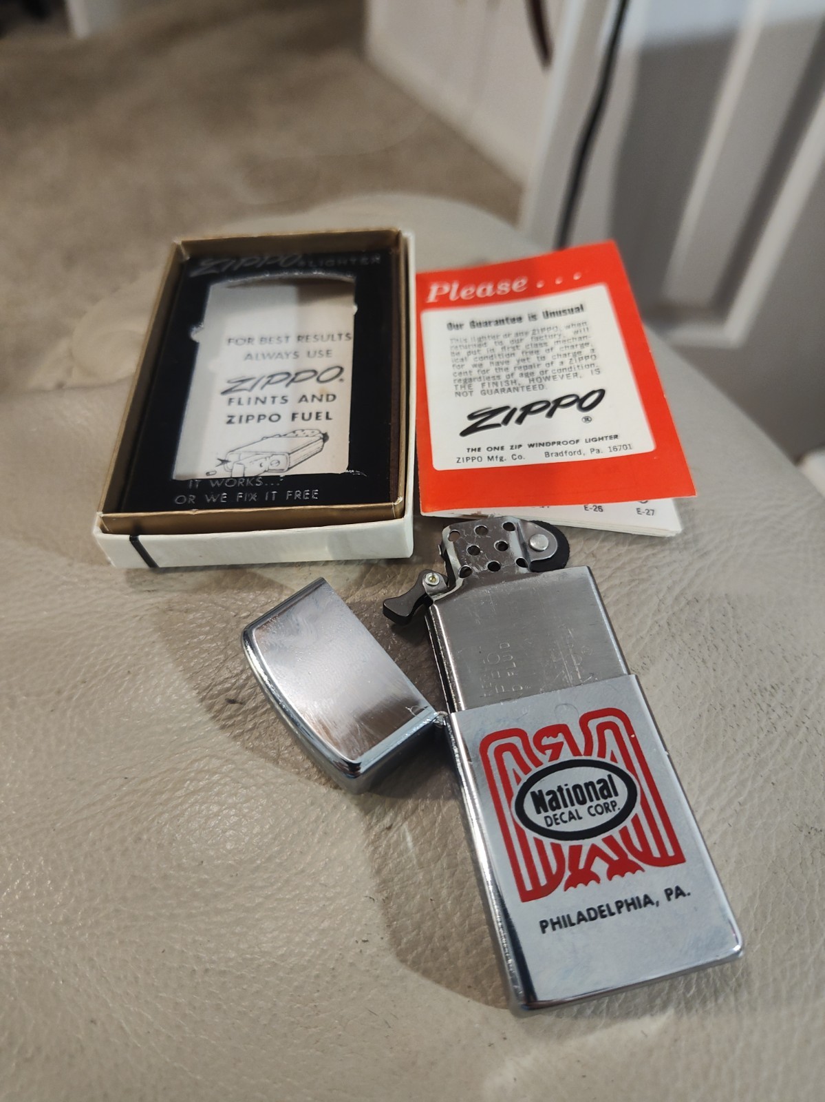 Zippo Slim Vintage 1972 Lighter National Decal Excellent Zippo Slim Vintage 1972 Lighter National Decal Excellent