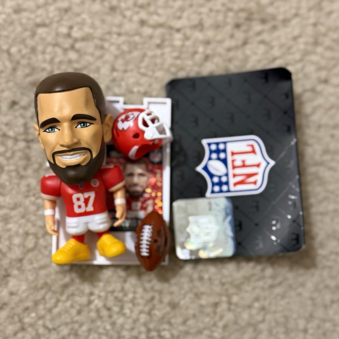 ZURU NFL Ballers Travis Kelce Kansas City Chiefs Figure Complete