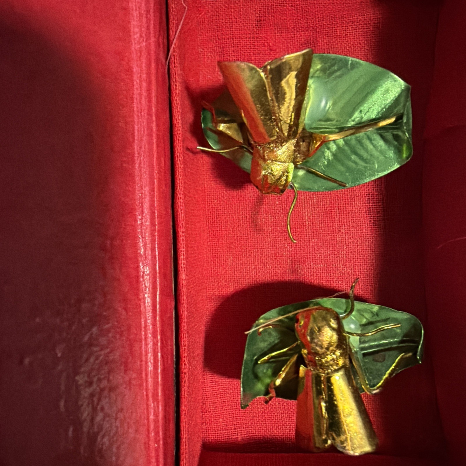 Chinese Fighting Crickets - In Vintage Silk Box Chinese Fighting Crickets - In Vintage Silk Box