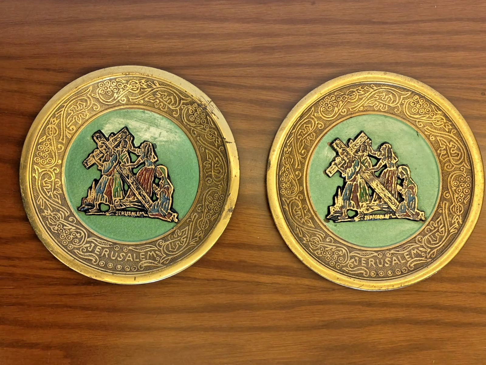 Vintage Jerusalem Brass Wall Plates Via Dolorosa Religious Collectible Art Vintage Jerusalem Brass Wall Plates Via Dolorosa Religious Collectible Art