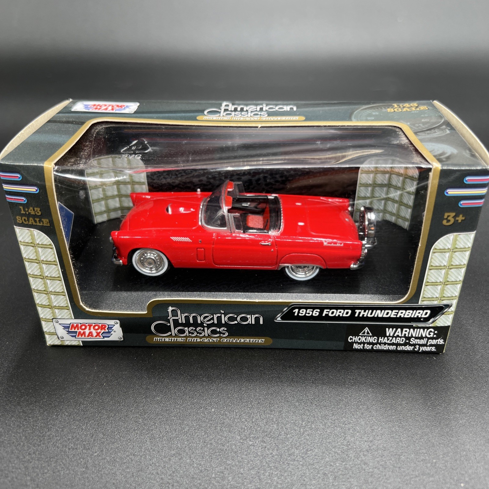 1/43 Scale 1956 Ford Thunderbird Motor Max New
