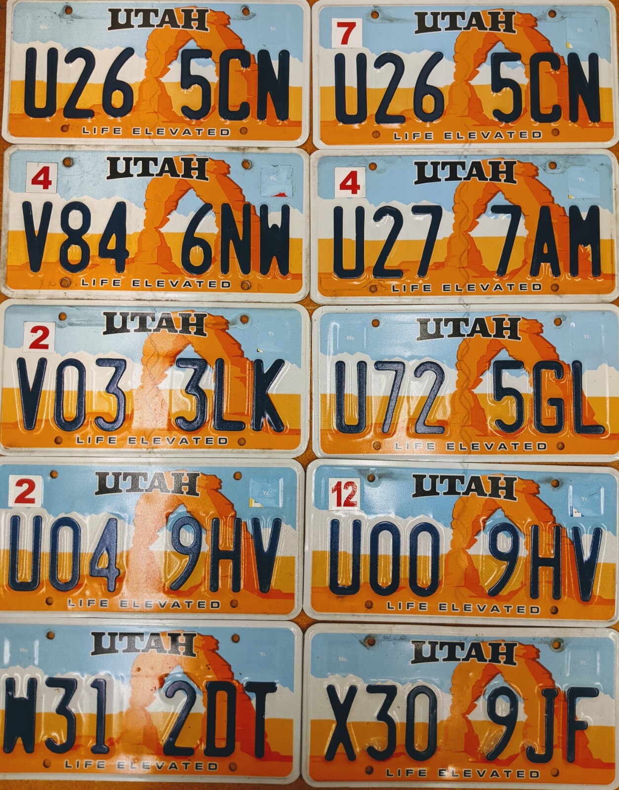 BULK LOT of 100 Utah Arches Natl Park License Plates NICE QUALITY BULK LOT of 100 Utah Arches Natl Park License Plates NICE QUALITY