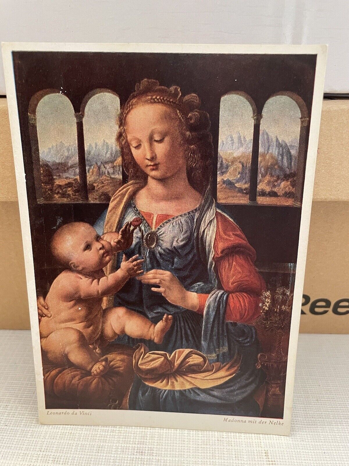 Vtg Postcard Artist Madonna Leonardo da Vinci Damaged