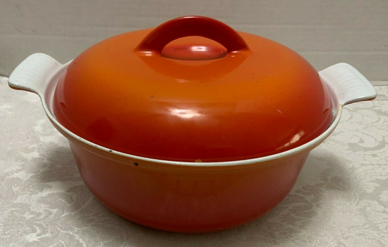 Vintage Descoware Enameled Cast Iron CASSEROLE Orange Tab Handles Belgium 17-D Vintage Descoware Enameled Cast Iron CASSEROLE Orange Tab Handles Belgium 17-D