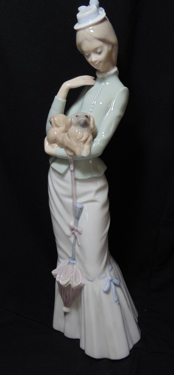 Vintage Lladro "A Walk with the Dog" #4893 Porcelain Figurine SIGNED Retired Vintage Lladro "A Walk with the Dog" #4893 Porcelain Figurine SIGNED Retired