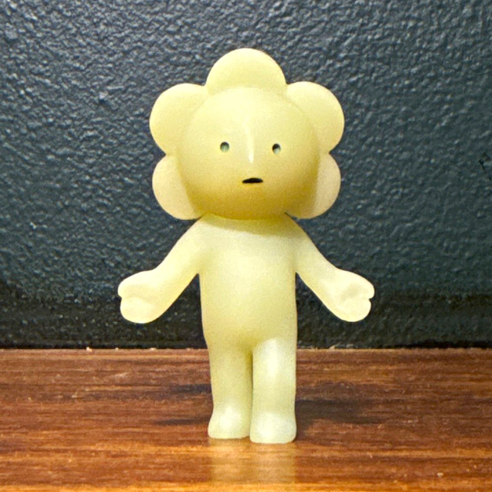 SMISKI Living Series Secret Rare Glow-in-the-Dark Collectible Figure SMISKI Living Series Secret Rare Glow-in-the-Dark Collectible Figure
