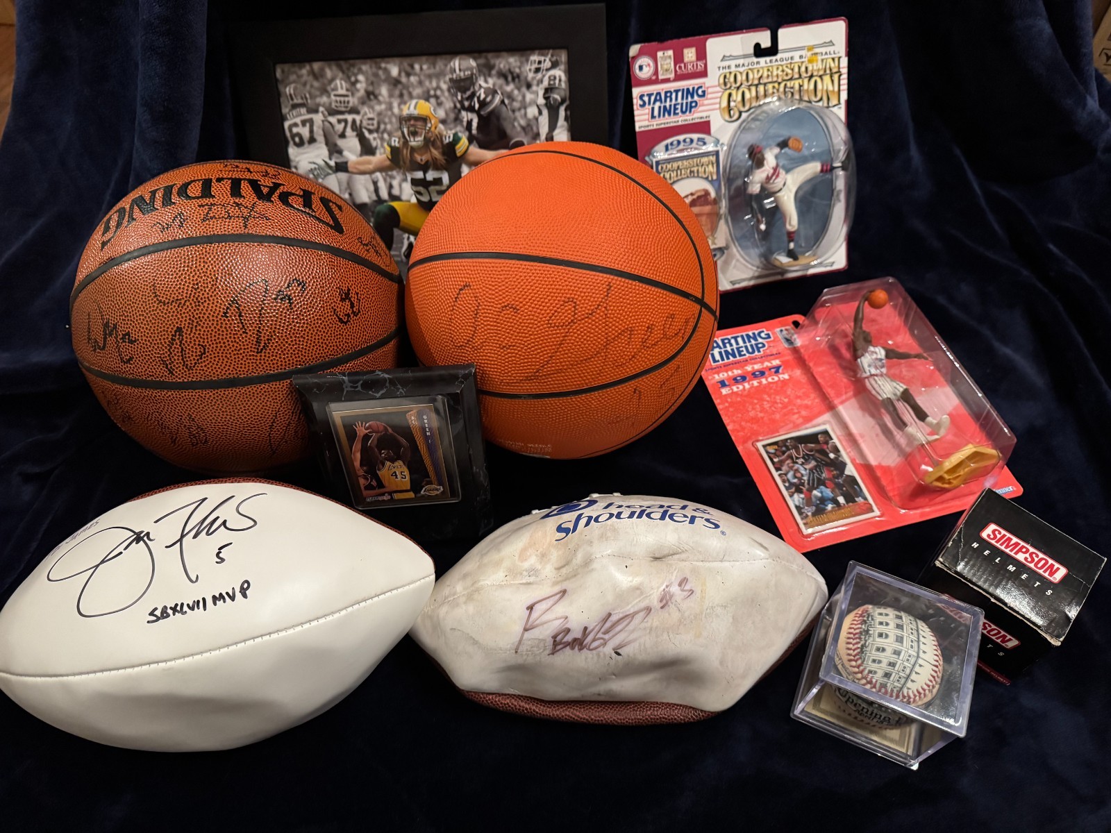 HUGE authentic signed autographed mixed sports memorabilia lot HUGE authentic signed autographed mixed sports memorabilia lot