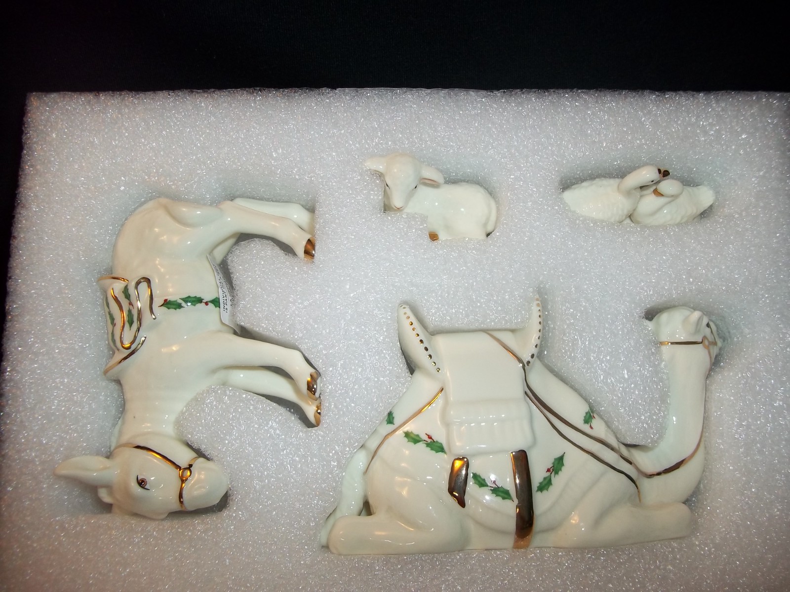 Lenox HOLIDAY Nativity Animals Miniature Set/4 New Addition 2026🐪🫏🐑🪿 Lenox HOLIDAY Nativity Animals Miniature Set/4 New Addition 2026🐪🫏🐑🪿