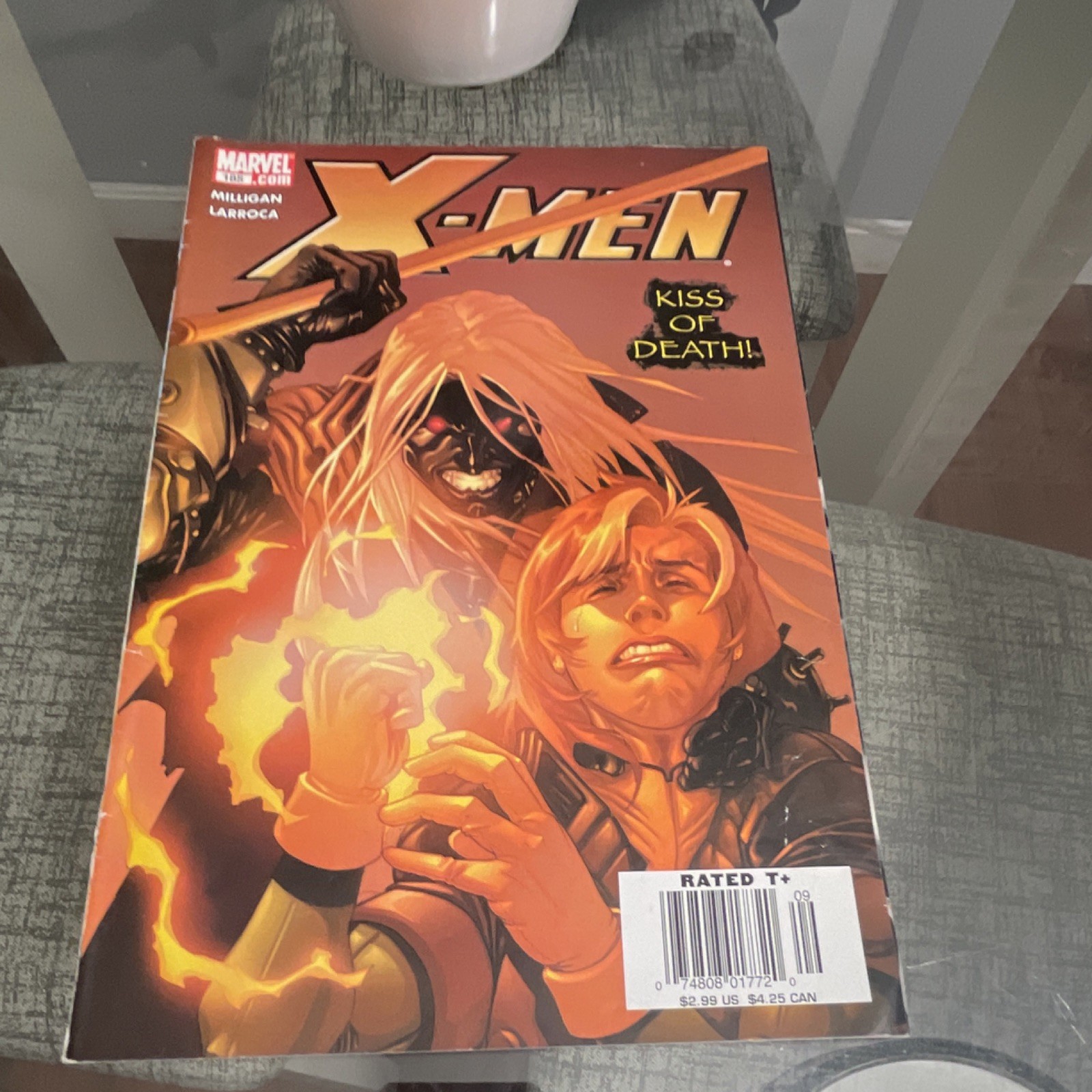 Marvel X-Men #185 "Kiss of Death" Color Comic Book by Milligan & Larroca Marvel X-Men #185 "Kiss of Death" Color Comic Book by Milligan & Larroca