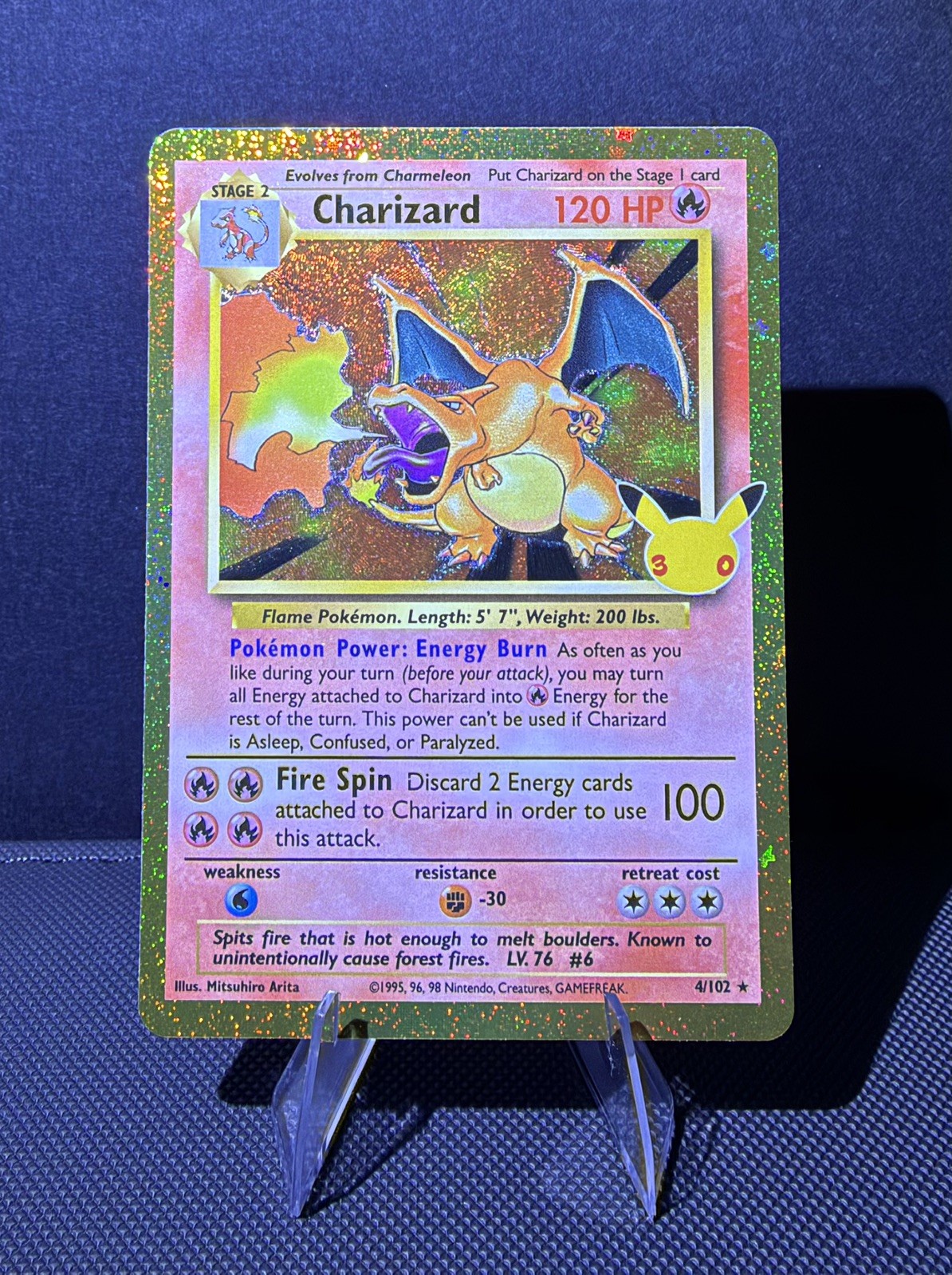 Pokemon 30th anniversary Gold Charizard 4/102 NM Pokemon 30th anniversary Gold Charizard 4/102 NM