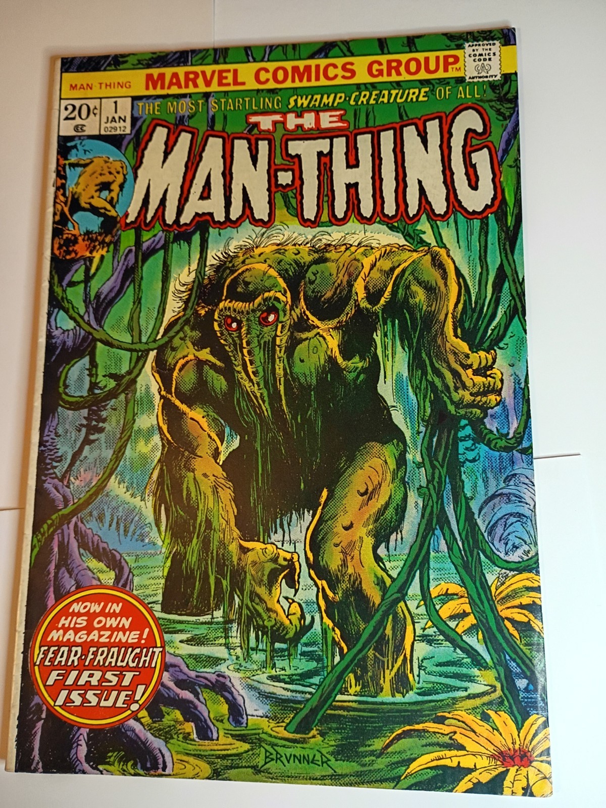 Man-Thing #1 Marvel 1974 1st Solo Series / 2nd Howard the Duck FN Man-Thing #1 Marvel 1974 1st Solo Series / 2nd Howard the Duck FN