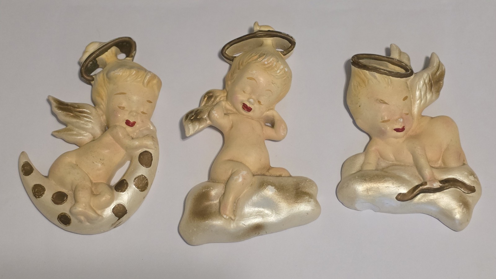 Vintage Angel Cupid Cherub Baby Wall Plaque Chalkware 