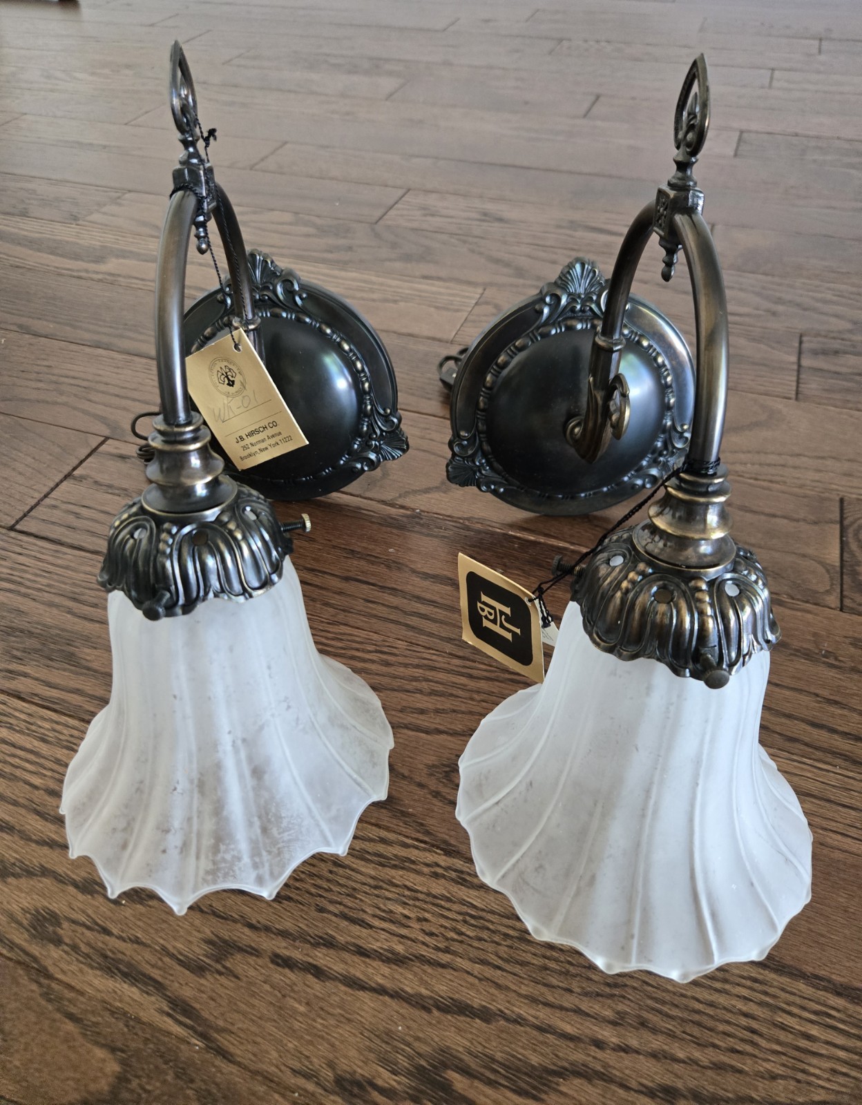 2pc Vintage J.B. HIRSCH Co. Brass Bronze Sconce Electric (H) 2pc Vintage J.B. HIRSCH Co. Brass Bronze Sconce Electric (H)