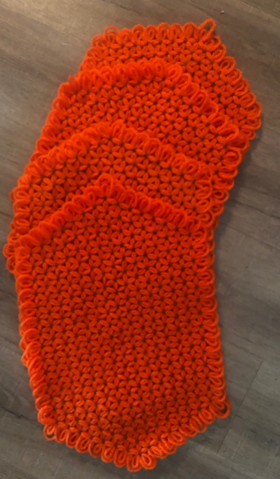 4 Vintage MCM Daisy Loom Yarn Crochet Halloween Fall Placemats Orange Brown 4 Vintage MCM Daisy Loom Yarn Crochet Halloween Fall Placemats Orange Brown