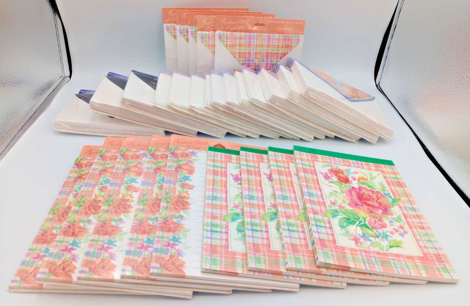Vintage Sangamon Large Lot of Fashion-Mate Envelopes & Tablets New, See Desc. Vintage Sangamon Large Lot of Fashion-Mate Envelopes & Tablets New, See Desc.