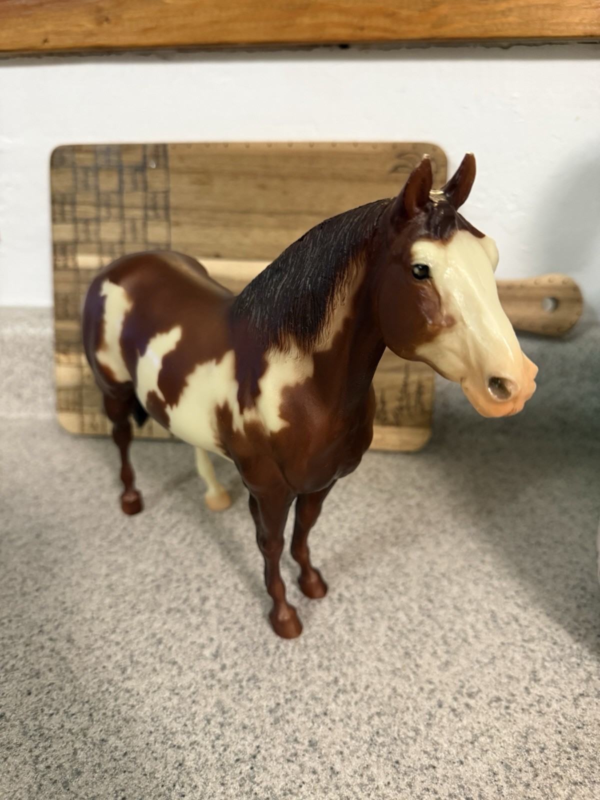 Breyer Traditional Paint Horse – Bay Pinto Stallion – Vintage Model 