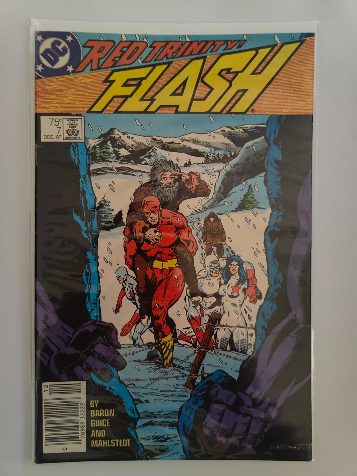 Flash 7 1987 KEY 1st appearance of Blue Trinity and Lady Flash 1st Print VF+ Flash 7 1987 KEY 1st appearance of Blue Trinity and Lady Flash 1st Print VF+