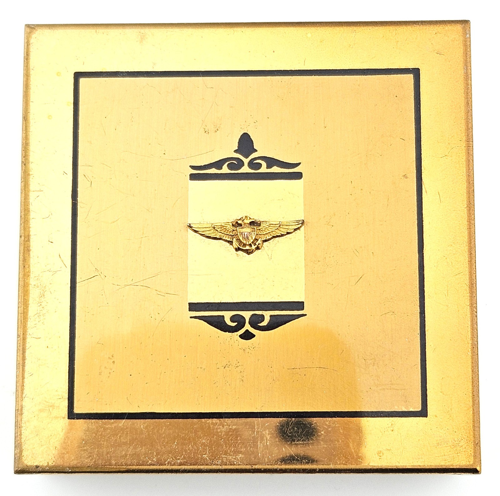 Vintage Gold Tone Military Compact Signed Henriette J18-4155 Vintage Gold Tone Military Compact Signed Henriette J18-4155