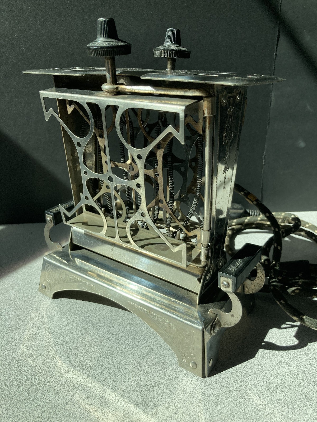 Vintage Super Star Art Deco Chrome 2 Slice Toaster Tested WORKS Made in NYC Vintage Super Star Art Deco Chrome 2 Slice Toaster Tested WORKS Made in NYC