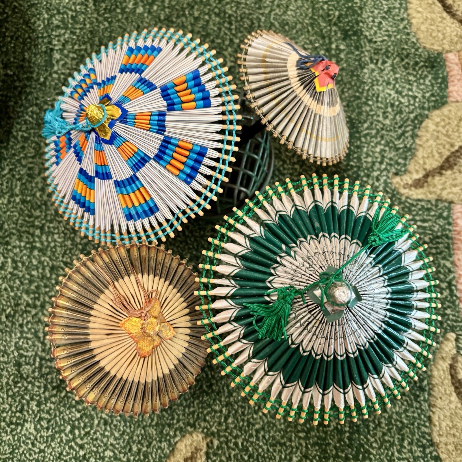 Lot of 4 Beautiful Vintage Japanese Mini Umbrella Wagasa Decor Origami Hand Made Lot of 4 Beautiful Vintage Japanese Mini Umbrella Wagasa Decor Origami Hand Made