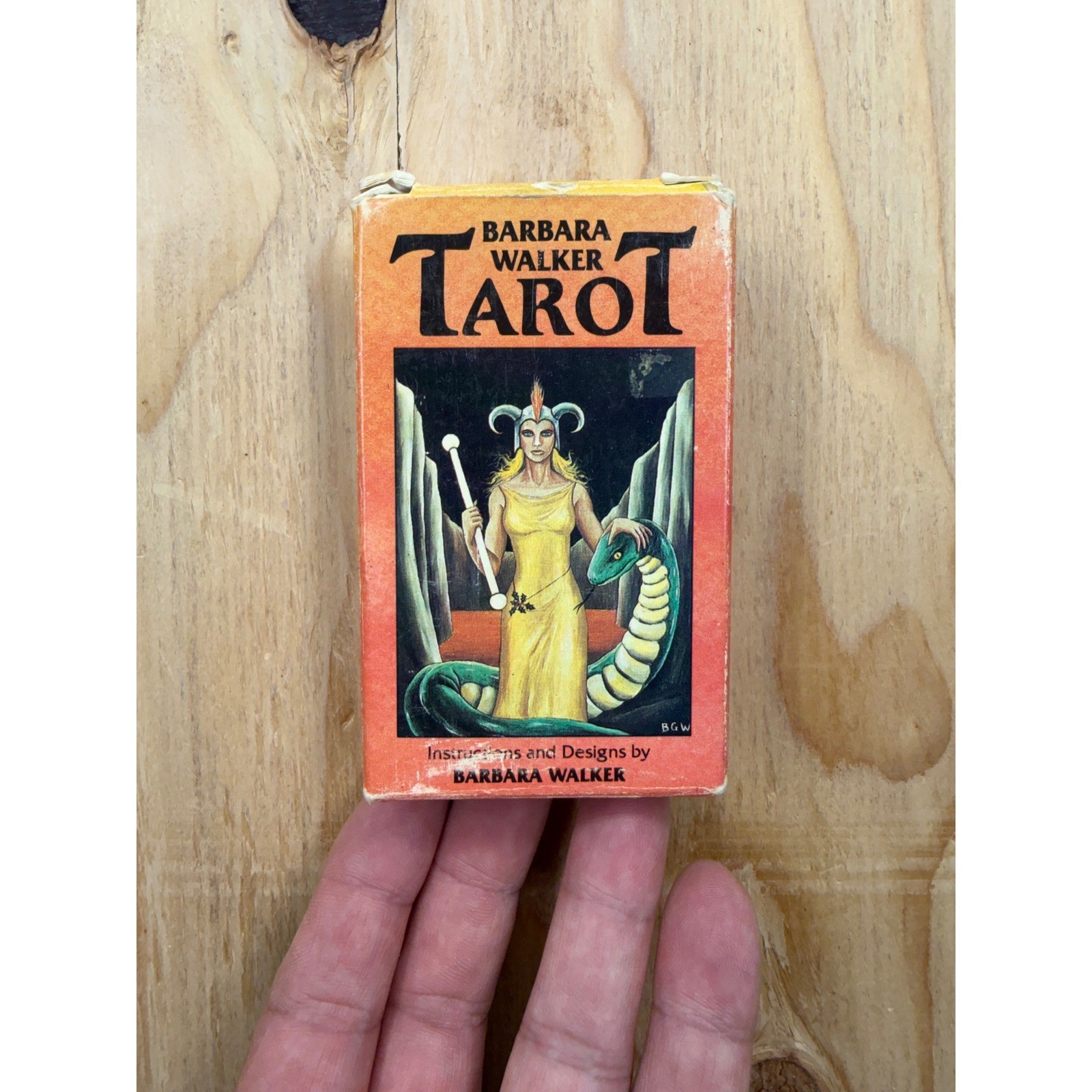 Vintage 1986 Barbara Walker Tarot Deck 78 Cards US Games System Pagan Divination Vintage 1986 Barbara Walker Tarot Deck 78 Cards US Games System Pagan Divination