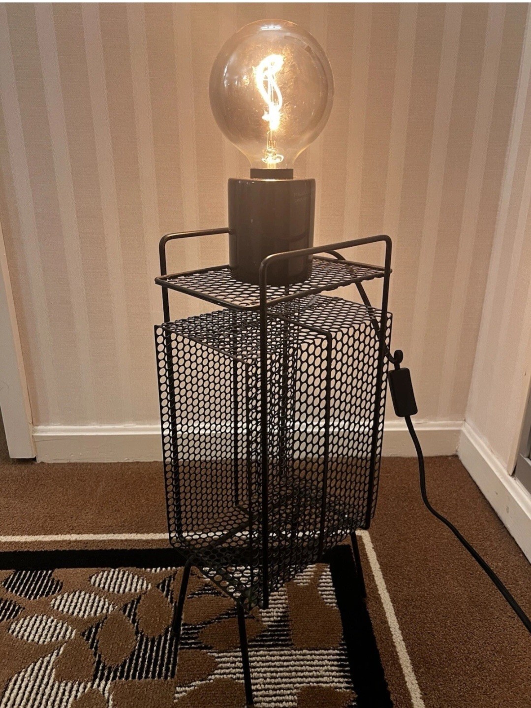 Vintage MCM Richard Galef Style Metal Mesh Telephone/Magazine Stand Retro Vintage MCM Richard Galef Style Metal Mesh Telephone/Magazine Stand Retro