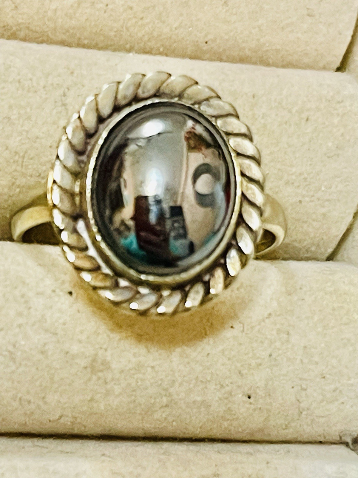 VTG NATIVE AMERICAN Sterling Silver Hematite Ring Size 6.25-6.5 VTG NATIVE AMERICAN Sterling Silver Hematite Ring Size 6.25-6.5