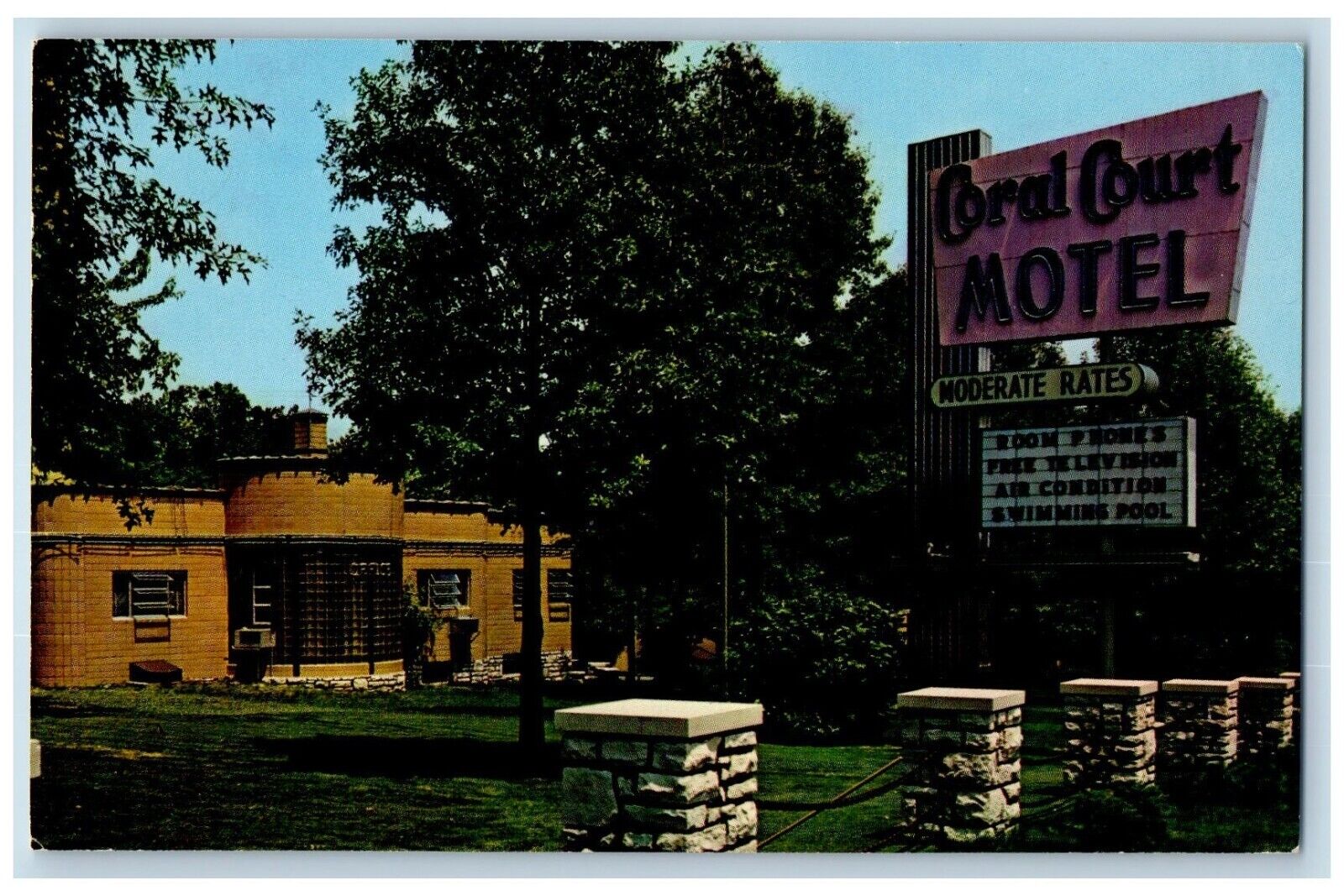 c1950's Coral Court Motel St. Louis Missouri MO Unposted Vintage Postcard