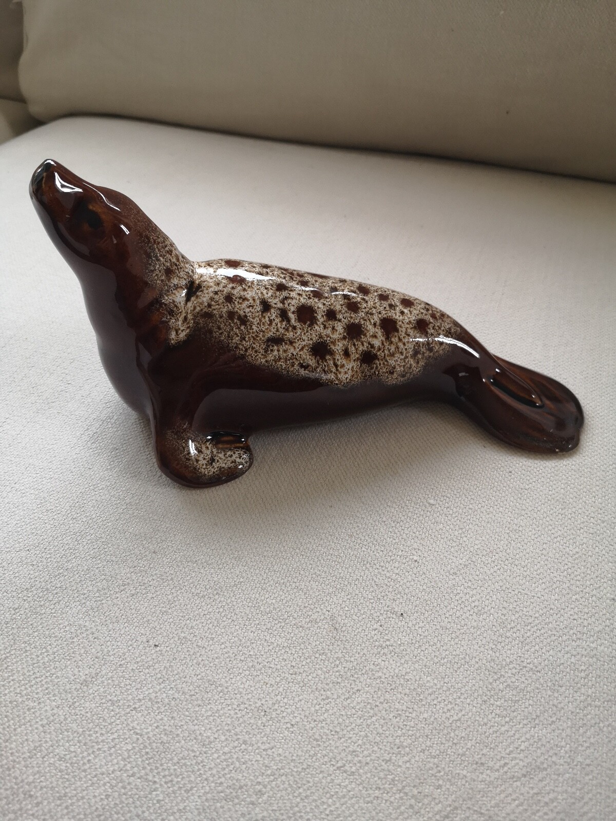 Vintage Large Brown Honeycomb Glazed Seal - Fosters Pottery
