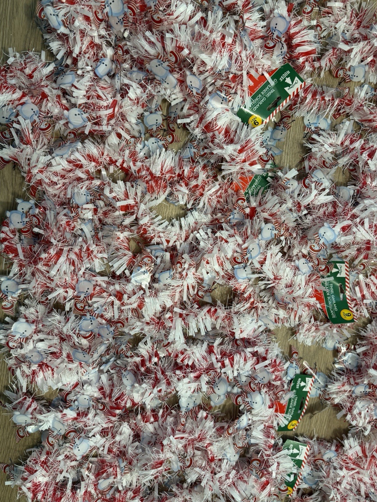VTG Red White Snowman Christmas Tinsel Garland 81 Ft Collectible Holiday Decor VTG Red White Snowman Christmas Tinsel Garland 81 Ft Collectible Holiday Decor