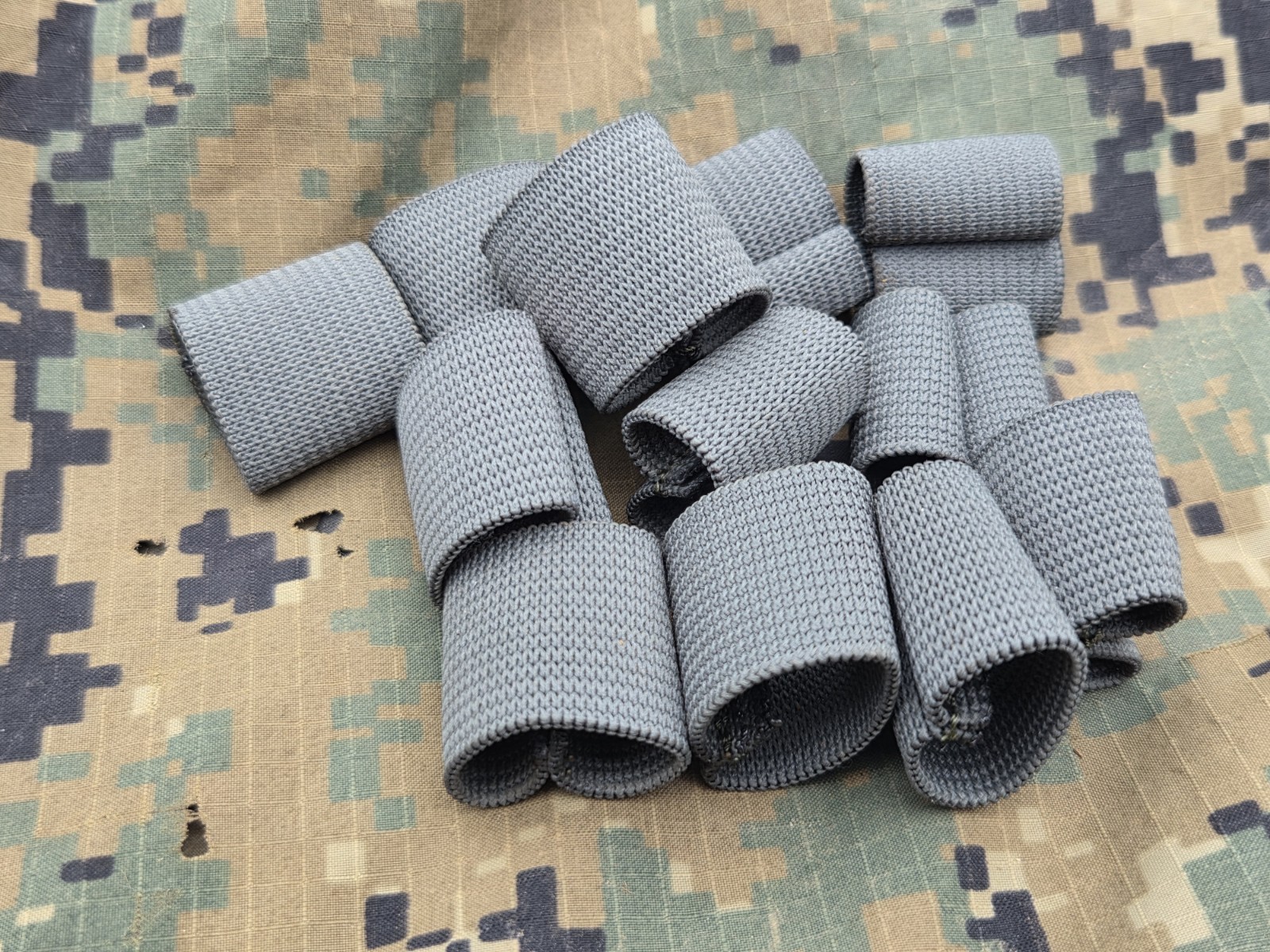 12 Mil-Spec 🇺🇸 US MADE 1" MOLLE Elastic Webbing Strap Keepers Foilage 12 Mil-Spec 🇺🇸 US MADE 1" MOLLE Elastic Webbing Strap Keepers Foilage