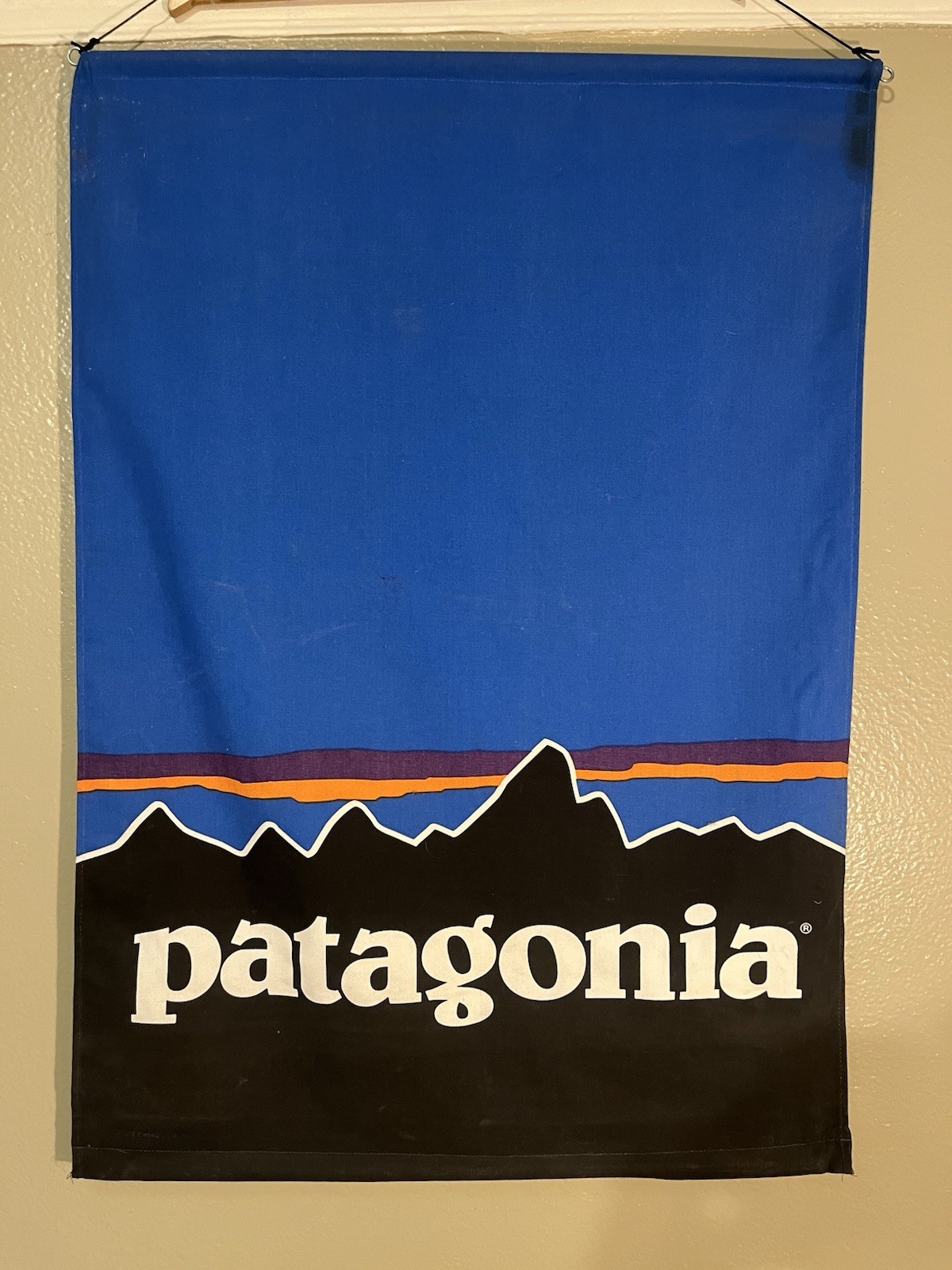 Vintage 2003 Patagonia Cloth And Dowel Licensed Sign - 25”x35” - Double Sided Vintage 2003 Patagonia Cloth And Dowel Licensed Sign - 25”x35” - Double Sided