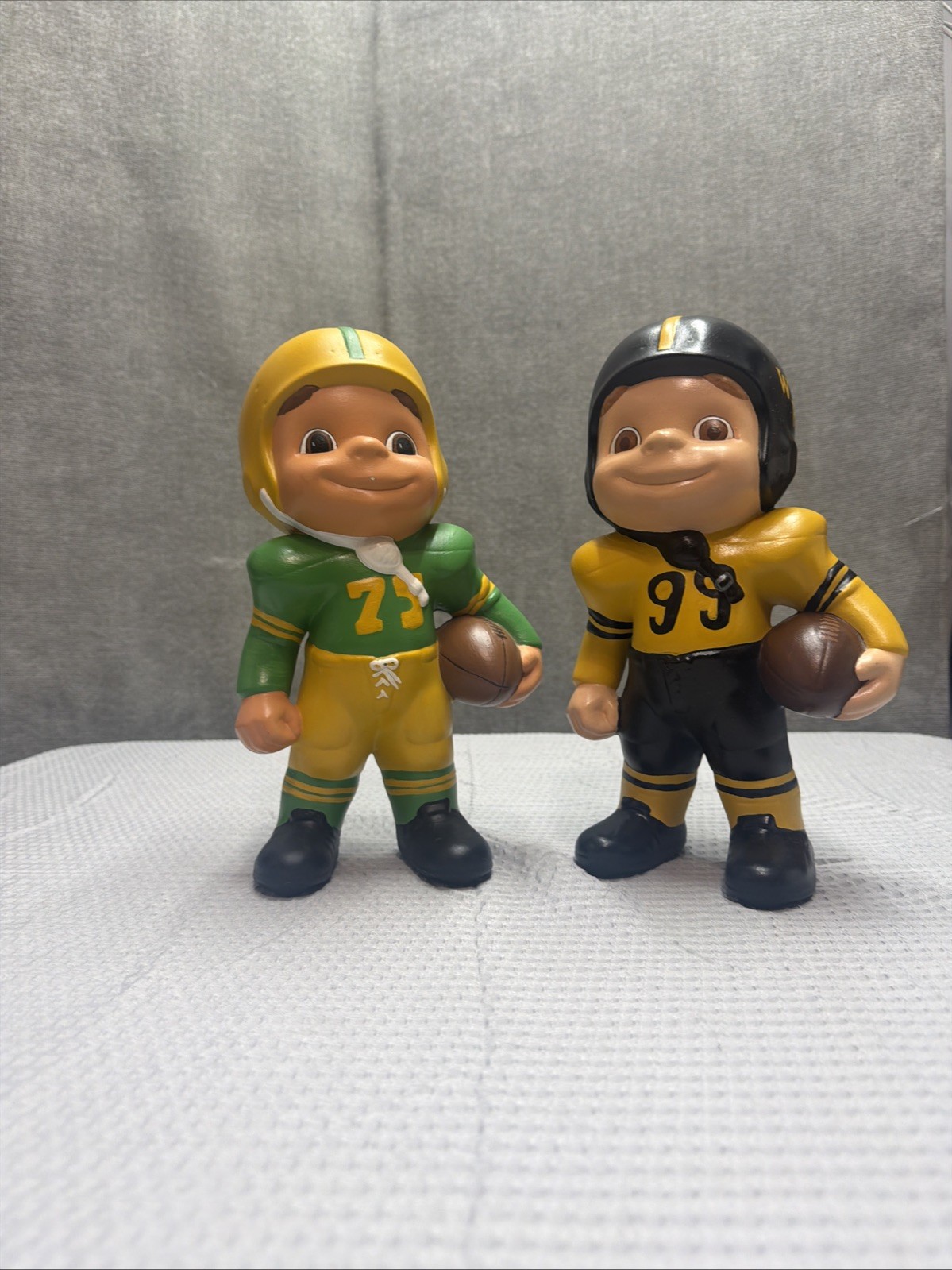Vintage Atlantic Mold Ceramic Football Player Figurines Set Of 2 Vintage Atlantic Mold Ceramic Football Player Figurines Set Of 2