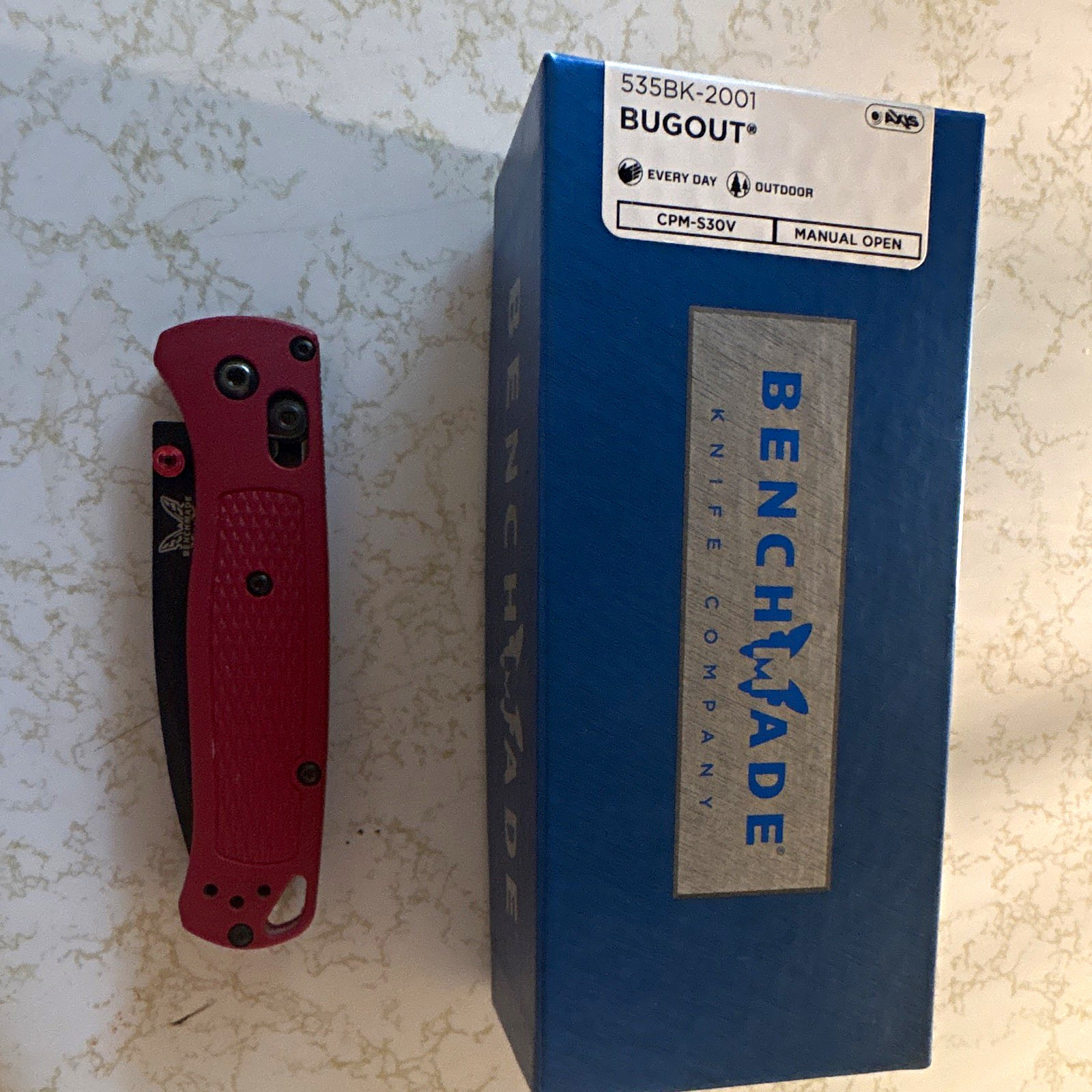 Benchmade Bugout 535BK-2001 S30V Black Drop Point Plain Edge AXIS Red