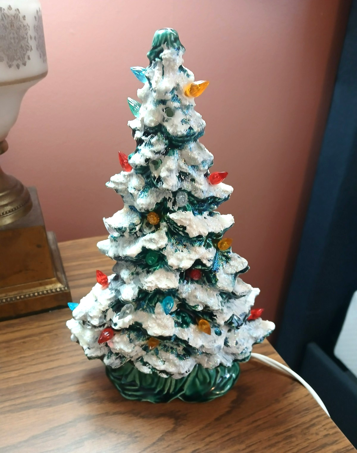 Vintage Lighted Ceramic Christmas Tree Holiday Frosted Snow Electric 9 x 4 Inch Vintage Lighted Ceramic Christmas Tree Holiday Frosted Snow Electric 9 x 4 Inch