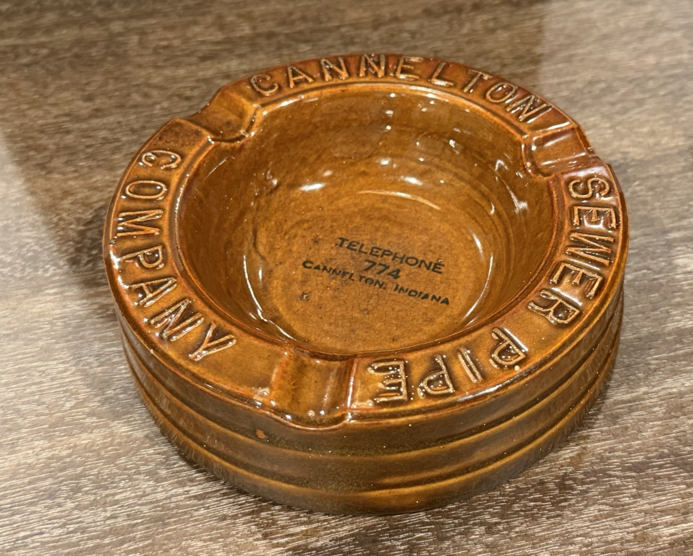 UHL POTTERY BROWN GLAZE CANNELTON INDIANA SEWER PIPE BOOK PC 774 RARE ASHTRAY EU UHL POTTERY BROWN GLAZE CANNELTON INDIANA SEWER PIPE BOOK PC 774 RARE ASHTRAY EU