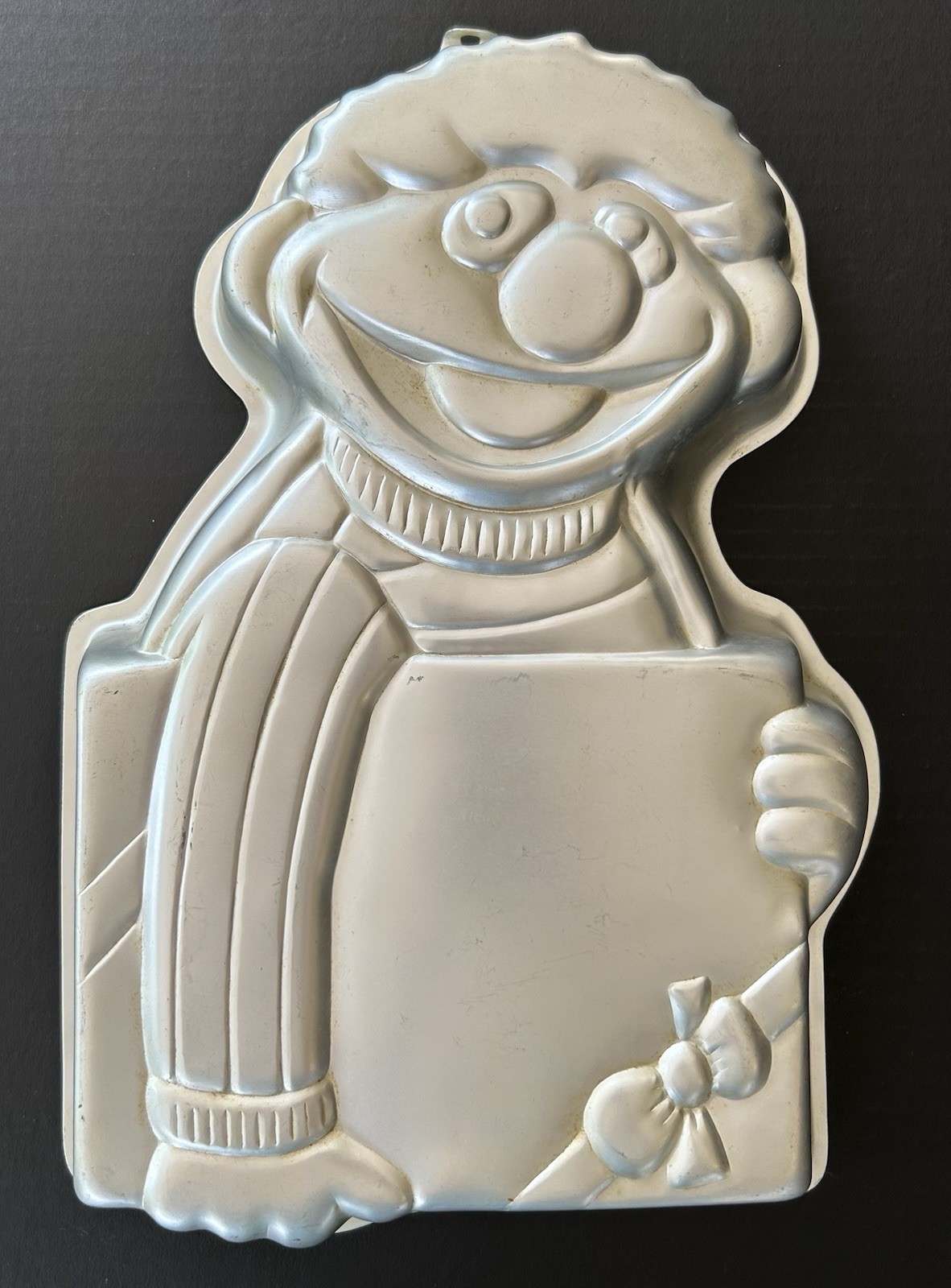 Wilton Aluminum Cake Pan Sesame Street Ernie Vintage 1983 Wilton Aluminum Cake Pan Sesame Street Ernie Vintage 1983