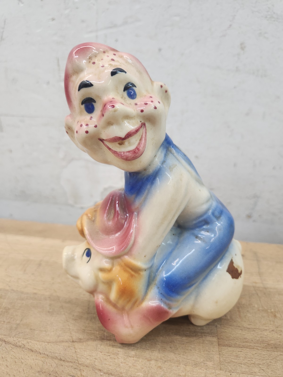 VERY RARE "HOWDY DOODY BANK" GLAZED CERAMIC PIGGY BANK (No Plug) VERY RARE "HOWDY DOODY BANK" GLAZED CERAMIC PIGGY BANK (No Plug)