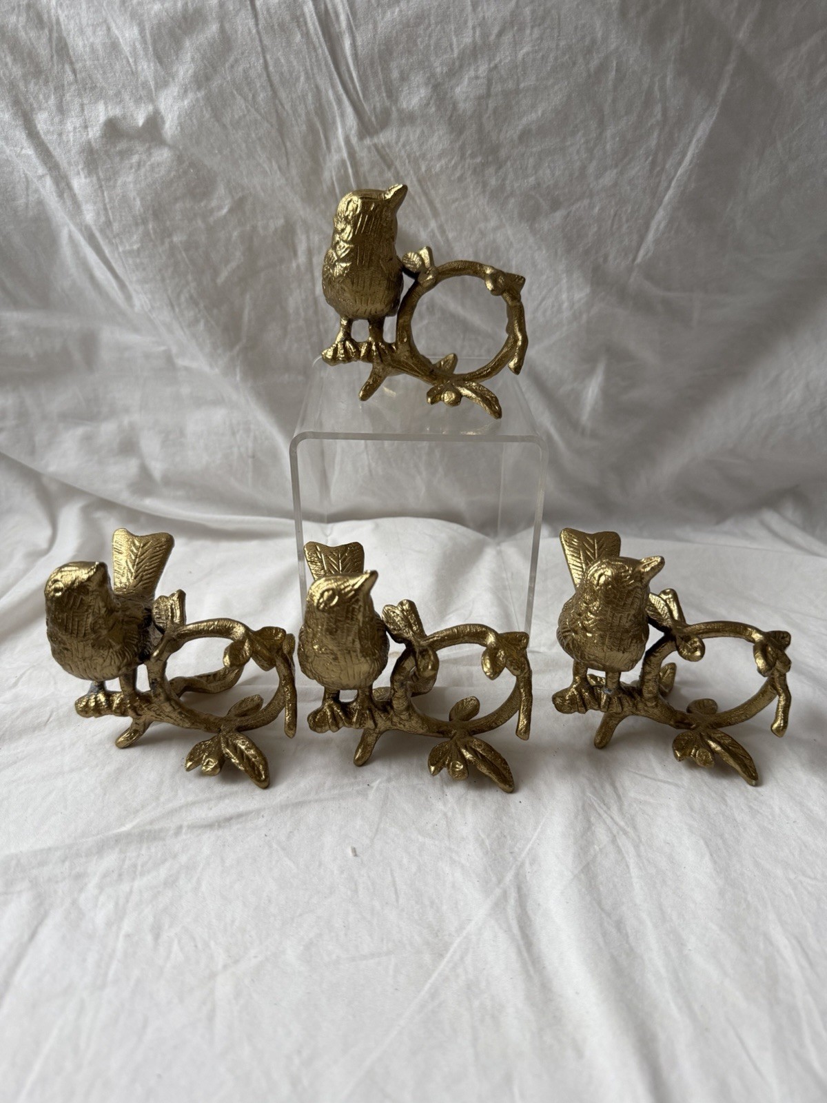 Gold Tone Bird on Branch Napkin Rings Set of 4 Heavy Metal Woodland Table Decor Gold Tone Bird on Branch Napkin Rings Set of 4 Heavy Metal Woodland Table Decor