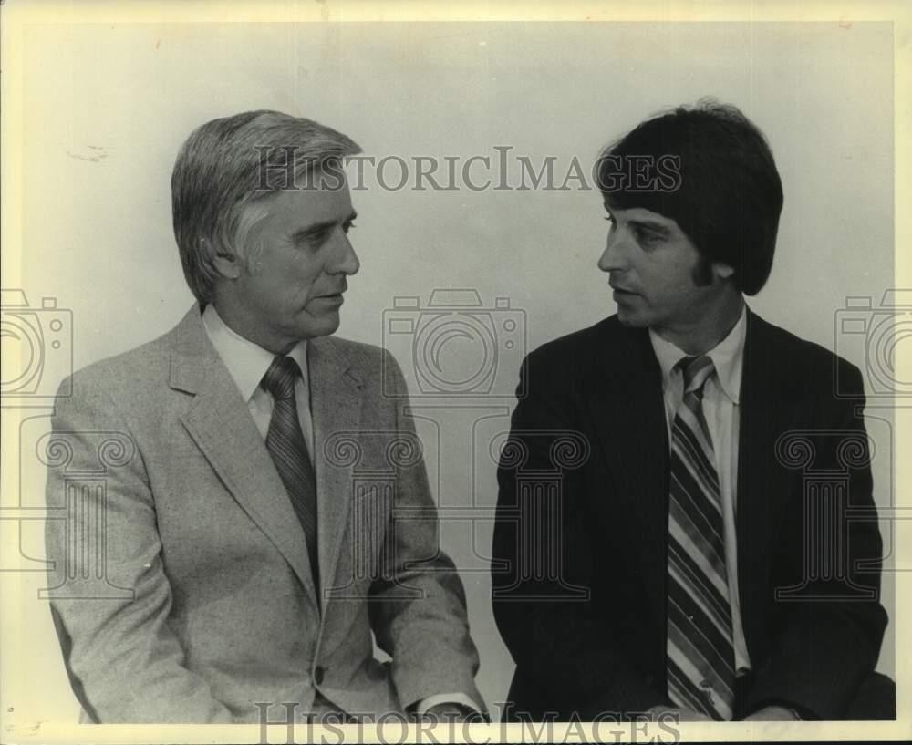 1979 Press Photo Alec Gifford, left, and Allen Rosenzweig, pollster - nop58489